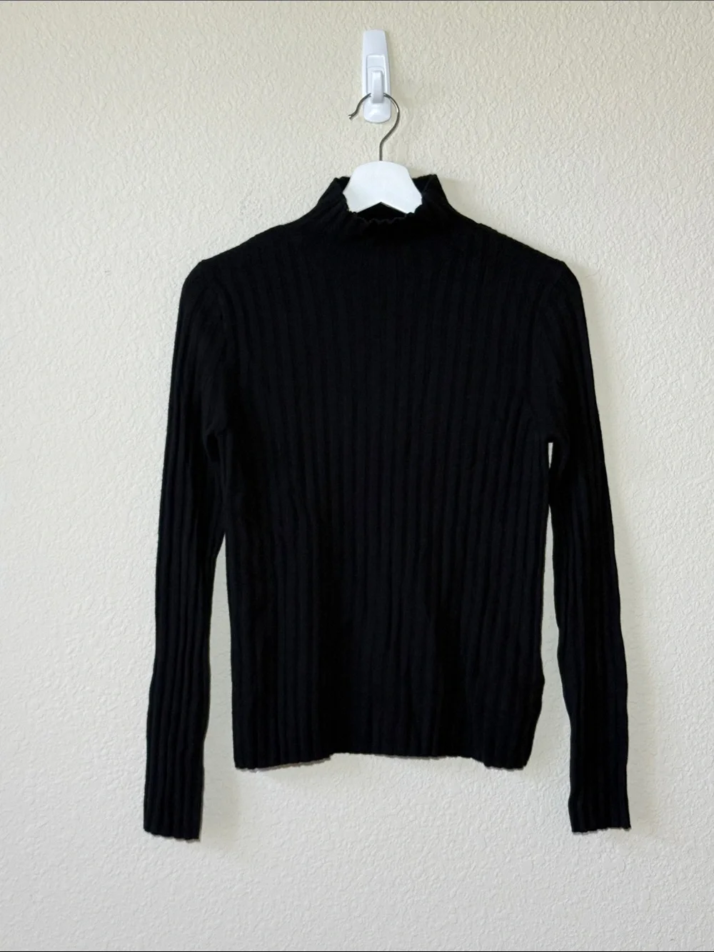 J Crew Wide-rib cashmere turtleneck sweater